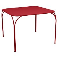 Červený záhradný stolík Fermob Kintbury