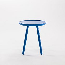 Modrý odkladací stolík z masívu EMKO Naïve Small