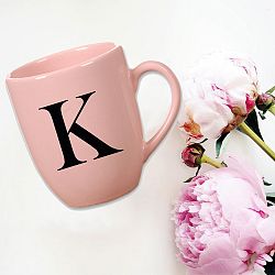 Ružový keramický hrnček Vivas Letter K, 330 ml
