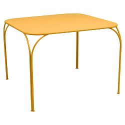 Žltý záhradný stolík Fermob Kintbury